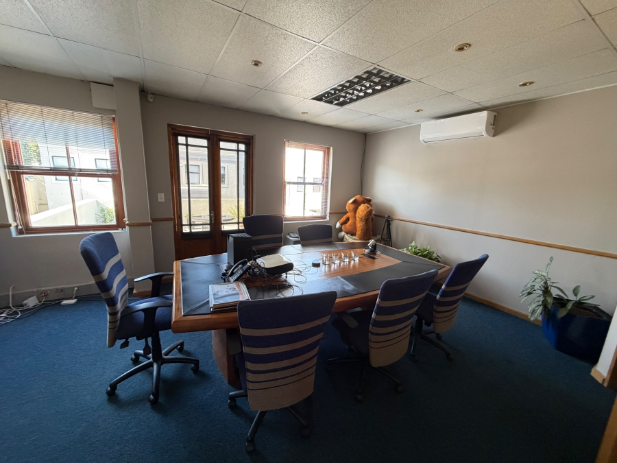 To Let Commercial Property for Rent in Rosenpark Western Cape